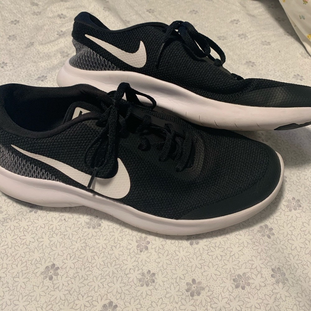 Like new nikes!!!